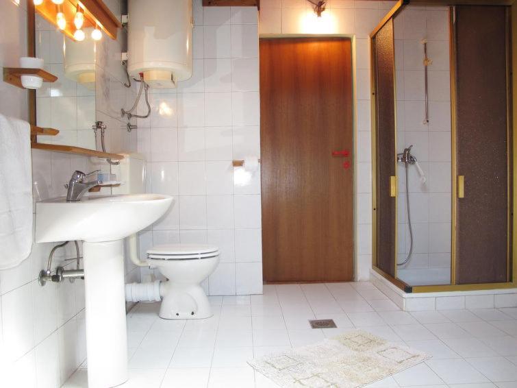 House Divna Villa Valbandon Bagian luar foto